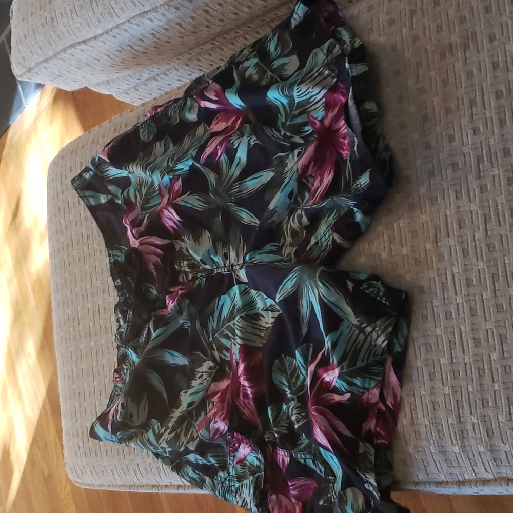 Women's quick dry shorts, flower print, drawstring waist size 2X